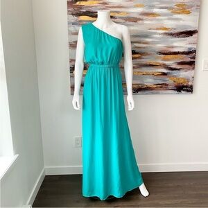ZARA One Shoulder Goddess
Grecian Maxi Dress
